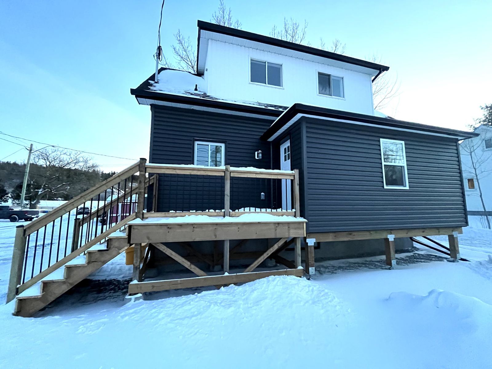 23 Ethel after - rear exterior with new deck